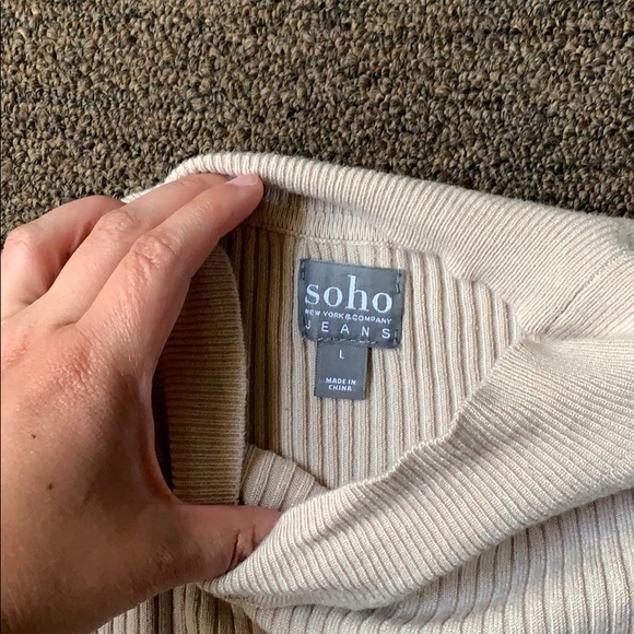 Soho Sweater from New York & Co - Picture 3 of 4